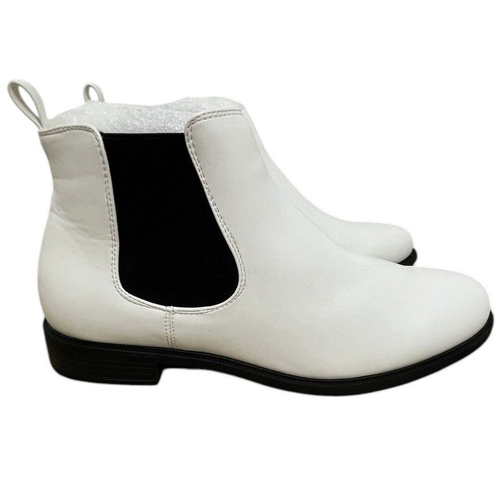 Women’s White Chelsea Boots Size 9 Low Heel Ankle Booties
